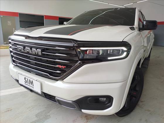 RAM RAMPAGE 2.0 HURRICANE 4 TURBO GASOLINA R/T 4X4 AUTOMÁTICO
